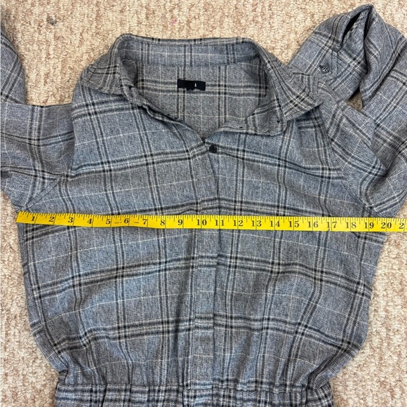 LUCCA Gray Plaid Women's Jumpsuit Long Sleeve Size Medium. D26 - Picture 17 of 17